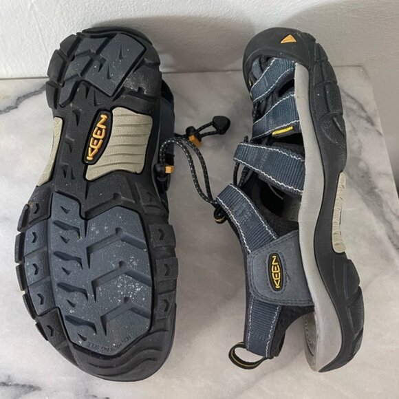 Keen Newport H2 Sandals Men\'s Size 8.5 Dark Blue Navy Water Shoes Waterproof EUC main image 4
